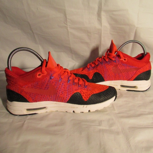 Nike Red and Black Athletic Shoes - Picture 5 of 7